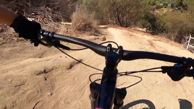 Polygon Siskiu D7 // Budget Full Suspension MTB - Crazy Value!! смотреть онлайн