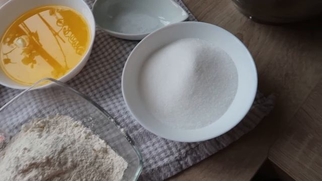 VLOG??: Нужно всё записывать? Вкусные бутерброды ? Забытый рецепт пирога? смотреть онлайн