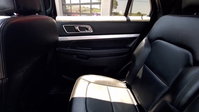 2017 Ford Explorer XLT 4WD смотреть онлайн