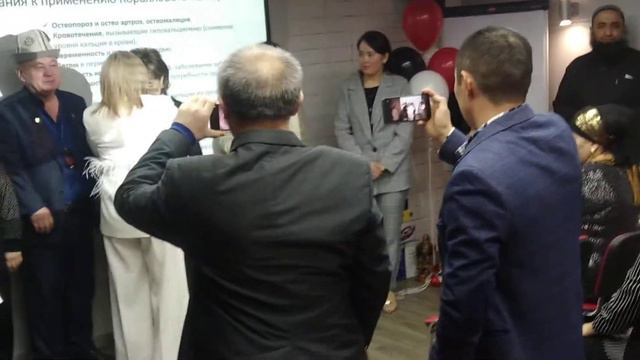 компания Юнифорес смотреть онлайн