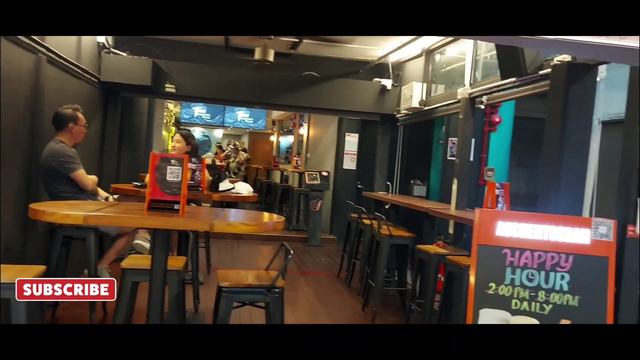 Why Singapore's China Town is so famous among foreigners ? 😏 #chinatown #singapore смотреть онлайн