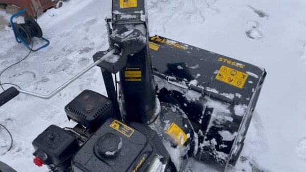 Снегоуборщик Champion ST662E обзор и особенности владения бензиновым снегоотбрасывателем