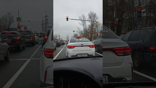С Батей Катаемся по Москве #shortvideo #лехахомяков смотреть онлайн