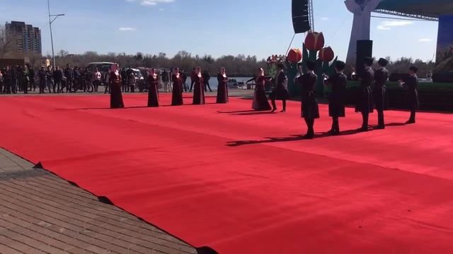Танец (Нохчи кеп) Караганда Ансамбль Вайнах смотреть онлайн