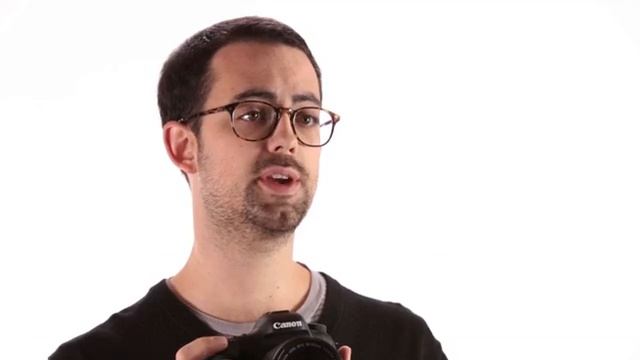 Canon EOS 7D Mark II Digital SLR Camera with 18-135mm IS STM Lens смотреть онлайн