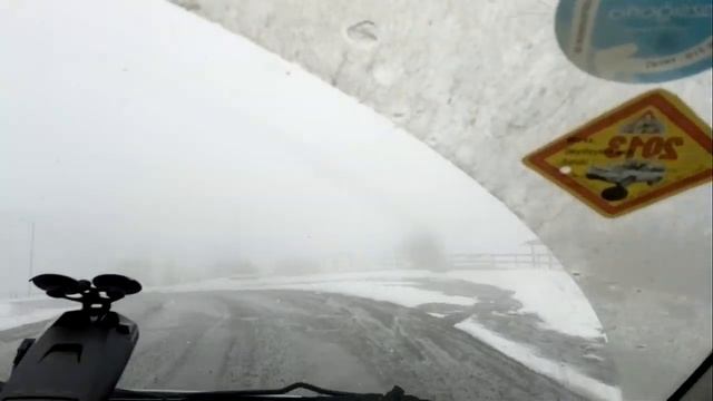 Крестовый перевал(Верхний Ларс-Гудаури) 24 01 2014 часть2 смотреть онлайн