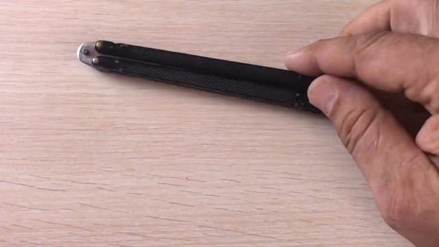 Нож - бабочка (Балисонг), Китай, 1990-е гг. Филиппинский складной нож. Balisong butterfly knife смотреть онлайн