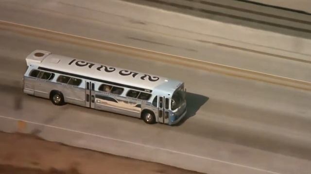 Скорость (1994) Speed. Русский трейлер. смотреть онлайн