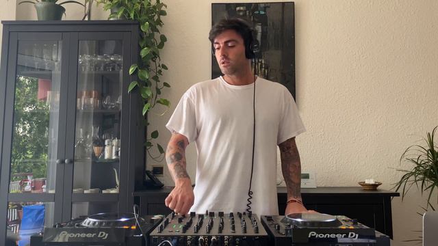 PIEM #QueSeArmeELUNDER смотреть онлайн