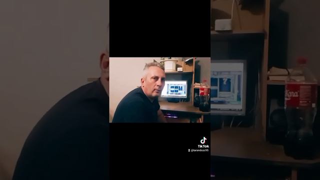 белка сдохла, игра сегодня не идёт вообще, вечно ошибки или какие-то атаки смотреть онлайн