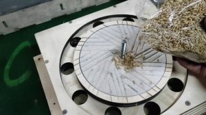 Обзор самодельной ручной жерновой мельницы для муки