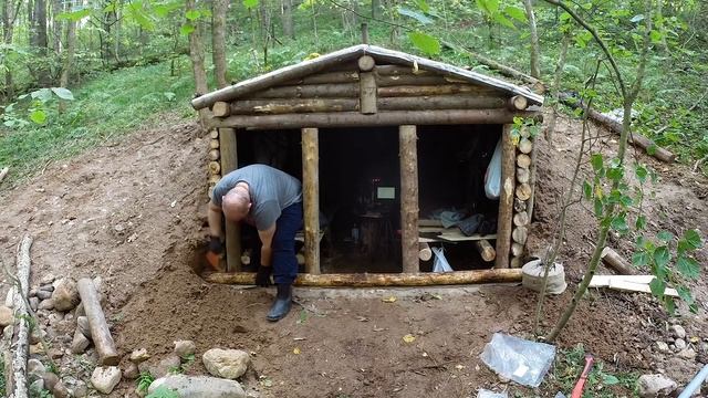 Ставим стеклопакеты в землянку | ЛЕСНОЙ ДОМ | ЗЕМЛЯНКА | ИЗБА | FOREST HOUSE | DUGOUT | HUT