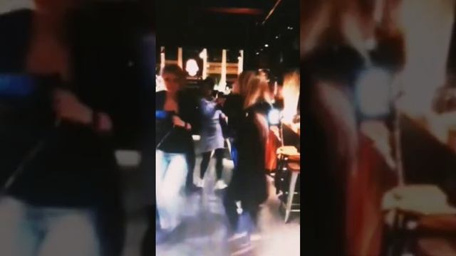 танцы в баре смотреть онлайн