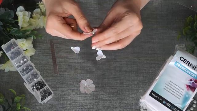 Прозрачный цветок сакуры из полимерной глины | DIY | Polymer clay tutorial | sakura flower смотреть онлайн