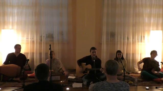 Ананда Сагара Мурали Дхара. Киртаны. Мантры. Бхакти Марга. Дмитрий Альвар и друзья смотреть онлайн