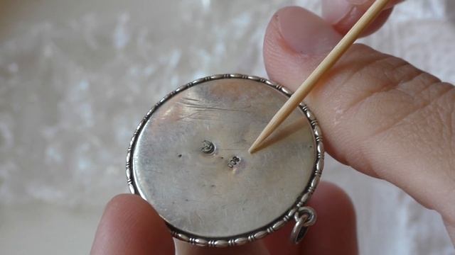 Бакелитовая пепельница с Виолити, желтый бакелит смотреть онлайн