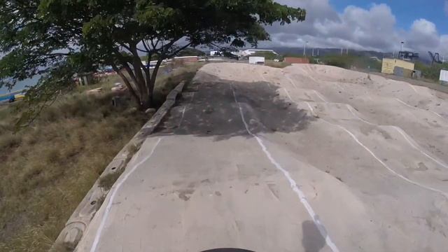 Kingsong S18 at BMX TRACK смотреть онлайн