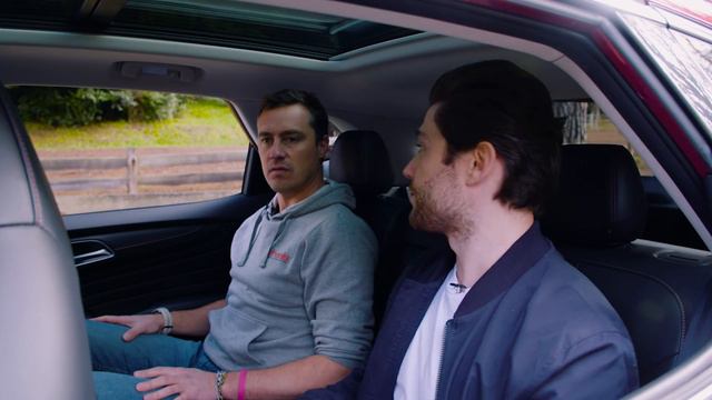 MG HS Essence X Review - Should you BUY a car Made in China? | Wheels Australia смотреть онлайн