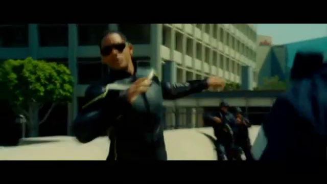 Glamorous G ft Brown D - Glamorous Star.wmv смотреть онлайн