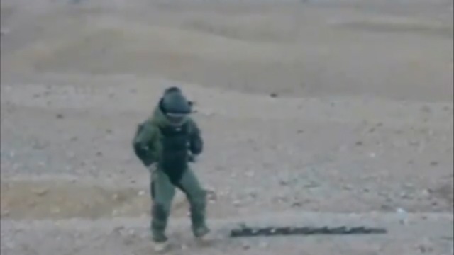 Обезвреживание бомб под Гагу смотреть онлайн