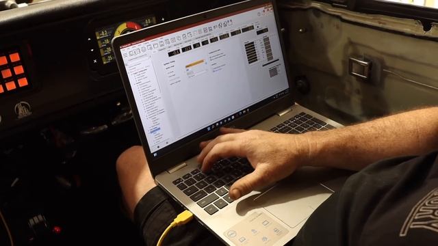 Supercharged 7.5L V8 First Start! (Ear Protection Required) смотреть онлайн