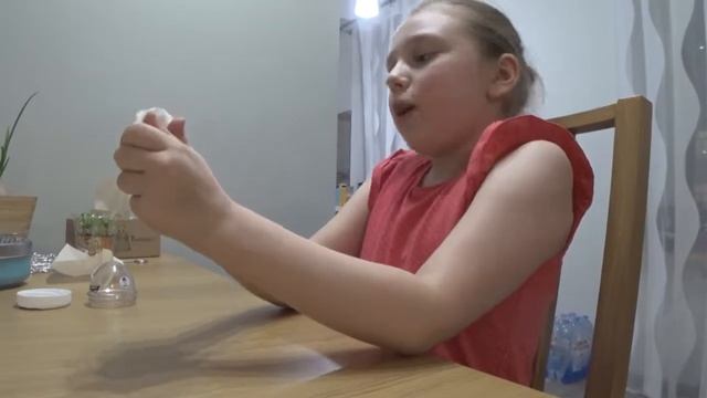 Приготовление пиццы. Жевательная резинка для рук. смотреть онлайн