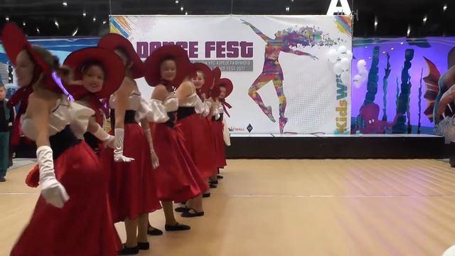 KIDSWILL DANCE FEST 2017 Зразковий ансамбль естрадно спортивного танцю Перлинка Кан кан смотреть онлайн