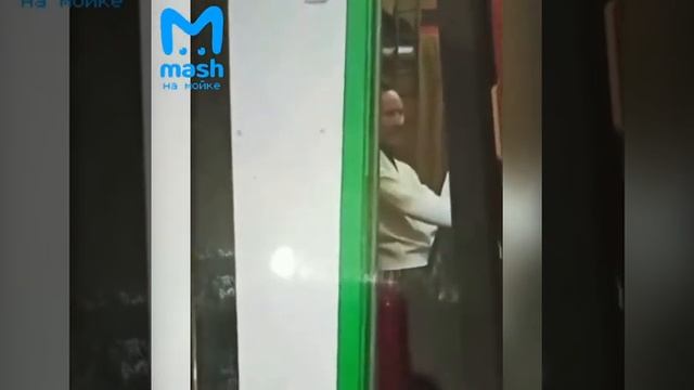 Учителя ОБЖ гимназии № 42 в Петербурге обвиняют в домогательствах к школьницам смотреть онлайн