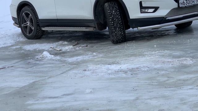 Nissan X-Trail, Nokian Hakkapeliitta 9, в ледяную горку смотреть онлайн