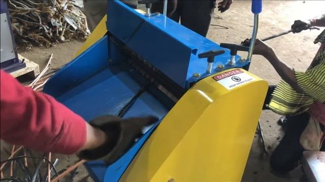 Разборка кабеля на станке R-065 смотреть онлайн