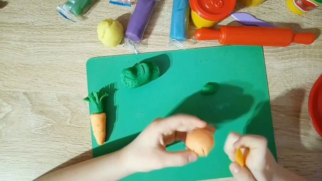 Учимся лепить овощи из пластилина. Обучающее видео. смотреть онлайн