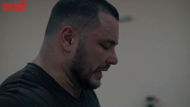 Dmitry Chumak - How to training olympic weightlifter C&J 220 / Snatch 185 смотреть онлайн