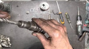 Перфоратор Makita HR 2470 разбор ствола