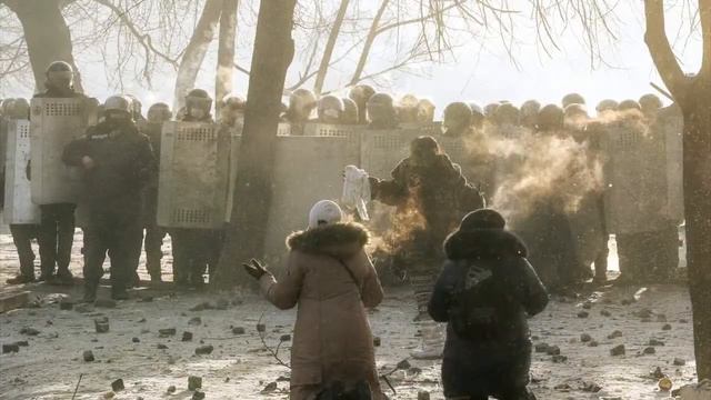 "Никогда мы не будем братьями" песня смотреть онлайн