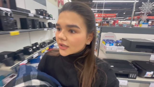 ВЛОГ С ДАНЕЙ | НАШИ ВЫХОДНЫЕ | ВЗЯЛА ВАС НА ХОККЕЙ | САМОЕ ШИКАРНОЕ СВИДАНИЕ | НОВЫЕ ПОКУПОЧКИ | смотреть онлайн