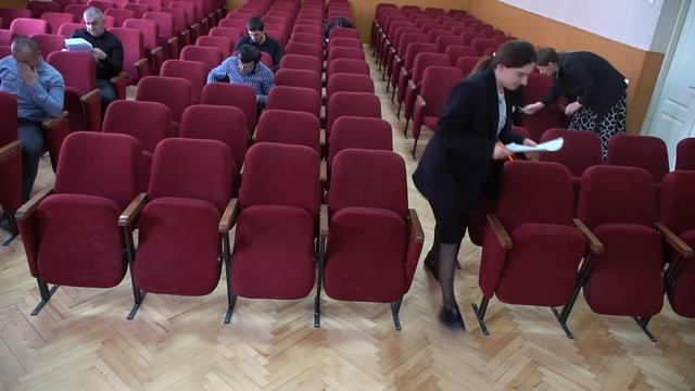 Муниципальные служащие проходят аттестацию смотреть онлайн