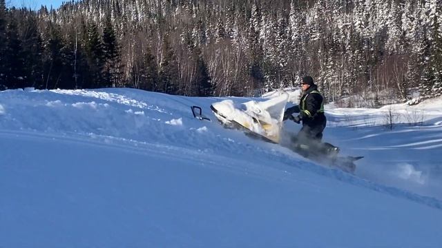 skandic swt 550 fan deep 5 feet powder snow fun смотреть онлайн