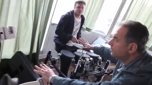 spyros gianniotis rakomelo MHLOS live prova... смотреть онлайн