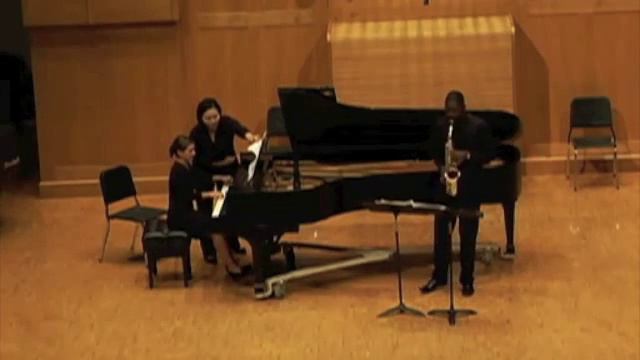 Robert Young - Saxophone // David Maslanka Sonata III смотреть онлайн