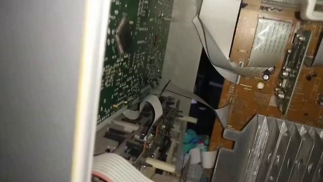 WHATS INSIDE???-PANASONIC SA-VK30 смотреть онлайн