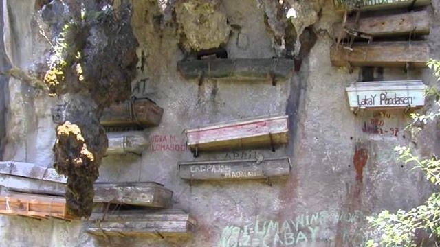 10 жутких похоронных обрядов