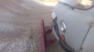 УАЗ с плугом