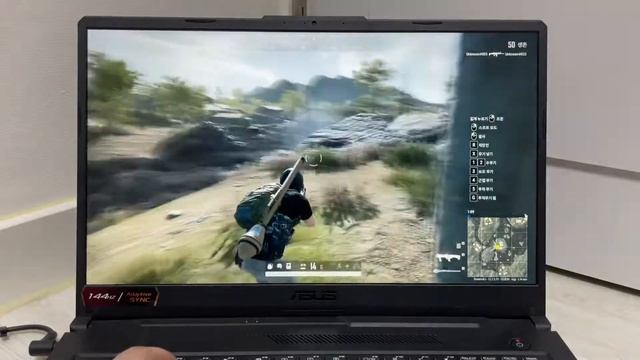 ASUS TUF Gaming F17 FX706HM-HX006 배틀그라운드 플레이