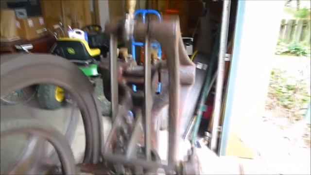 Старинный тепловой двигатель внешнего сгорания смотреть онлайн