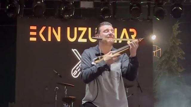 Ekin Uzunlar Konser Performansı #eyşan