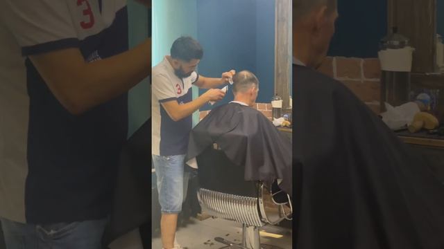 Стрижка под машинкой - для тех кто любит по короче? смотреть онлайн