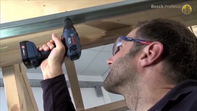 Аккумуляторная дрель-шуруповерт BOSCH GSR 1440-LI Professional смотреть онлайн