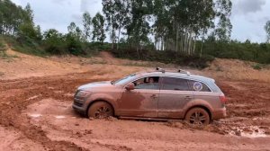 Audi Q7 Quattro mud road test overland off road for fun