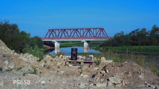 SVEN PS-650 vs Marshall Kilburn II outdoor (улица) смотреть онлайн