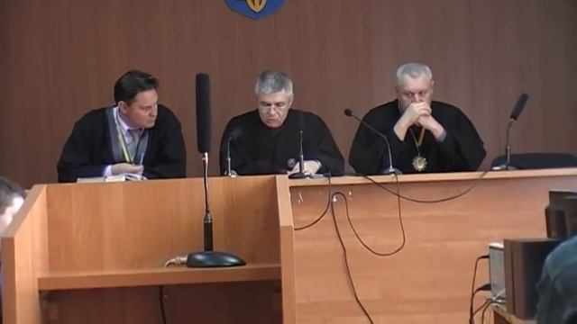 Бесславный конец суда по 2 мая. Отвод коллегии судей, 15.05.2017 смотреть онлайн